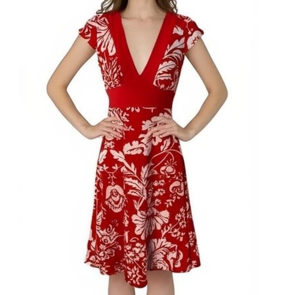 B. Smart Floral Fit & Flare Dress Juniors 5/6 New Red White Floral Cap Sleeve